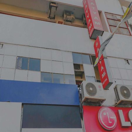 Hotel O Sameer Residency Chandīgarh Екстериор снимка